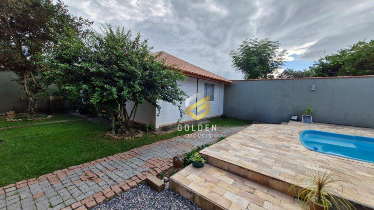 Imagem Casa com 3 Quartos à Venda, 270 m² em Centro - Tijucas Imagem Casa com 3 Quartos à Venda, 270 m² em Centro - Tijucas