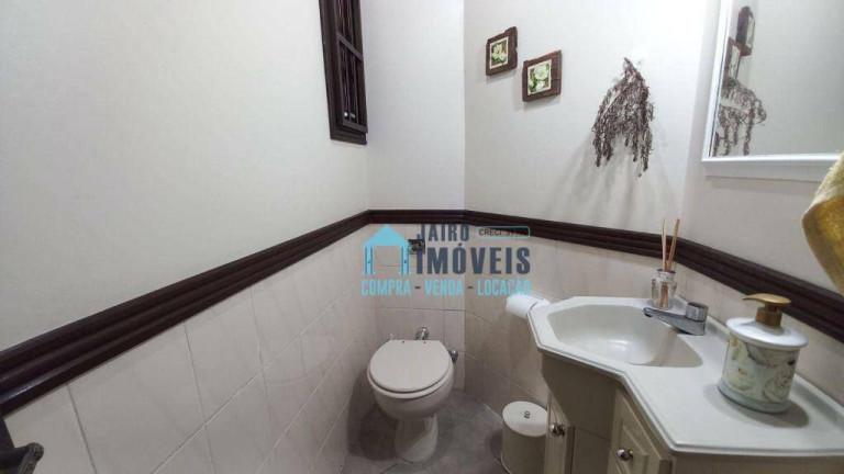 Imagem Sobrado com 5 Quartos à Venda, 210 m² em Centro - Imbé