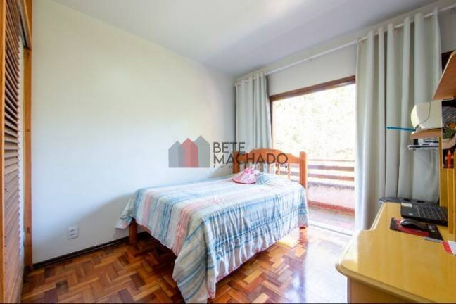 Imagem Casa com 4 Quartos à Venda, 182 m² em Alto - Teresópolis Imagem Casa com 4 Quartos à Venda, 182 m² em Alto - Teresópolis