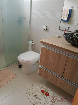 Imagem Casa com 4 Quartos à Venda, 230 m² em Piracangaguá - Taubaté Imagem Casa com 4 Quartos à Venda, 230 m² em Piracangaguá - Taubaté