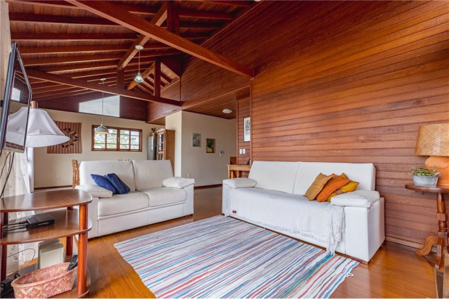 Imagem Casa com 3 Quartos à Venda, em Lagoa Da Conceição - Florianópolis Imagem Casa com 3 Quartos à Venda, em Lagoa Da Conceição - Florianópolis