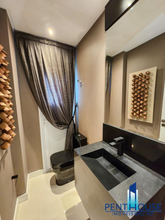 Imagem Apartamento com 3 Quartos à Venda, 149 m² em Centro - Balneário Camboriú Imagem Apartamento com 3 Quartos à Venda, 149 m² em Centro - Balneário Camboriú