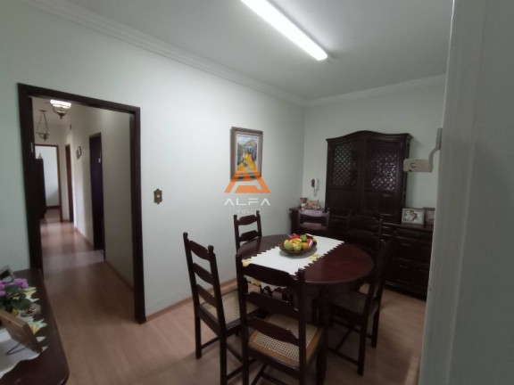 Imagem Casa com 4 Quartos à Venda, 500 m² Imagem Casa com 4 Quartos à Venda, 500 m²