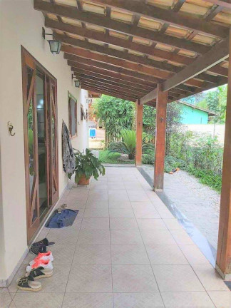 Imagem Casa com 3 Quartos à Venda, 450 m² em Horta Florestal - Ubatuba