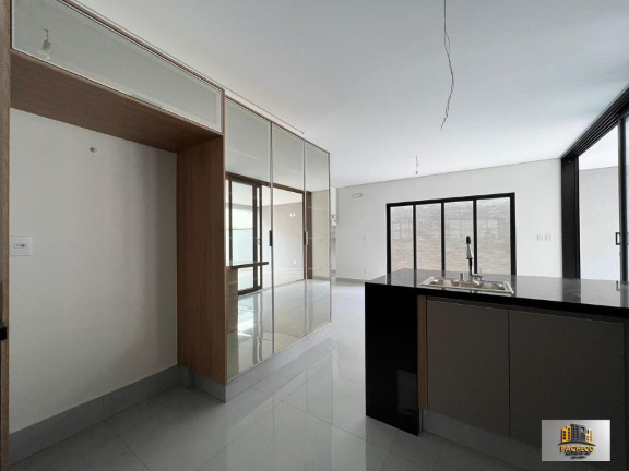 Imagem Casa com 4 Quartos à Venda, 305 m² em Swiss Park - Campinas Imagem Casa com 4 Quartos à Venda, 305 m² em Swiss Park - Campinas