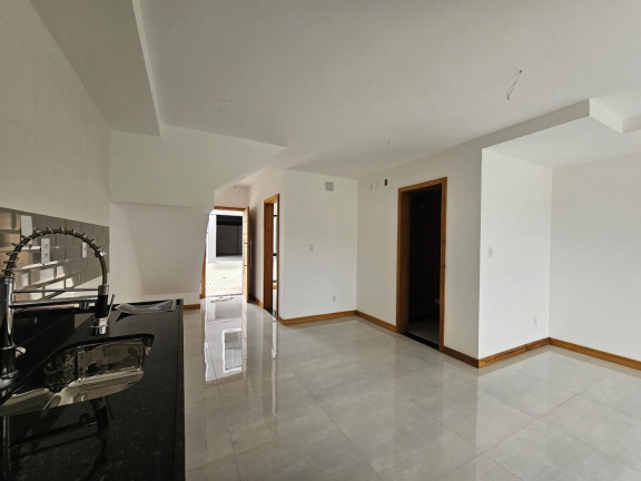Imagem Casa com 3 Quartos à Venda, 104 m² em Alto - Teresópolis