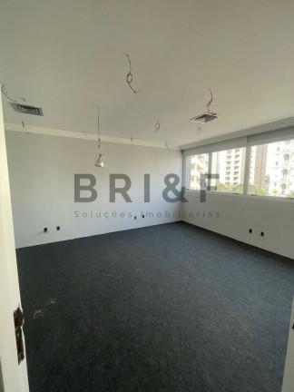 Imóvel Comercial à Venda, 64 m² em Santo Amaro - São Paulo