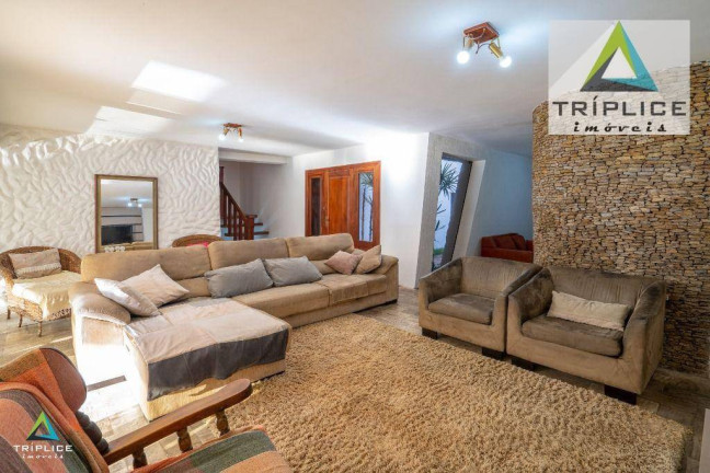 Imagem Casa com 5 Quartos à Venda, 267 m² em Vale Do Ipê - Juiz De Fora Imagem Casa com 5 Quartos à Venda, 267 m² em Vale Do Ipê - Juiz De Fora