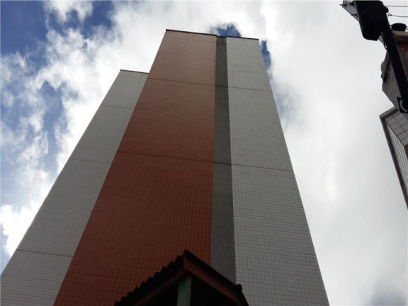 Imagem Imóvel com 3 Quartos à Venda, 64 m² em Centro - Fortaleza Imagem Imóvel com 3 Quartos à Venda, 64 m² em Centro - Fortaleza