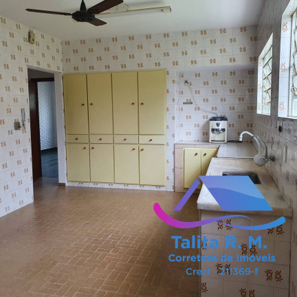 Imagem Casa com 4 Quartos à Venda, 250 m² em Botucatu Imagem Casa com 4 Quartos à Venda, 250 m² em Botucatu