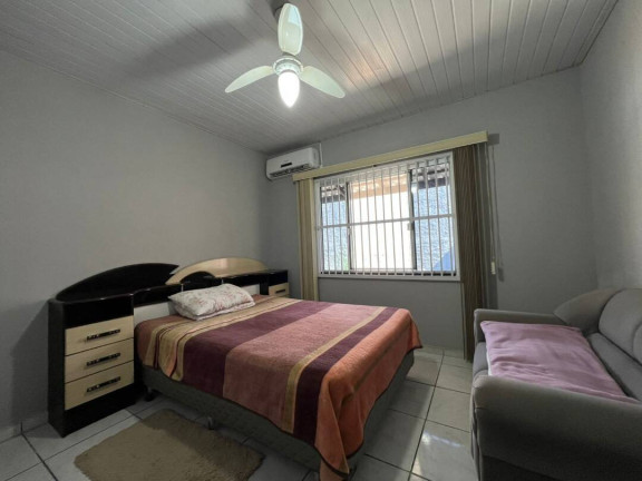 Imagem Casa com 3 Quartos à Venda, 120 m² em Costeira - Balneário Barra Do Sul Imagem Casa com 3 Quartos à Venda, 120 m² em Costeira - Balneário Barra Do Sul