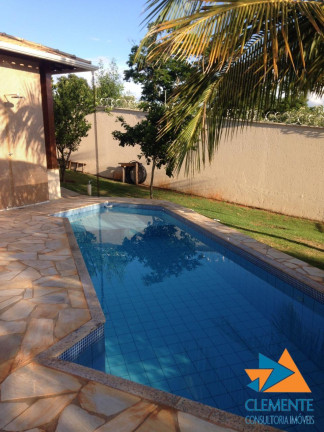 Imagem Casa com 6 Quartos à Venda, 300 m² em Centro - Lagoa Santa Imagem Casa com 6 Quartos à Venda, 300 m² em Centro - Lagoa Santa
