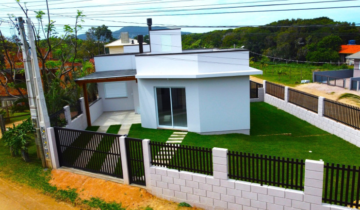 Imagem Casa com 2 Quartos à Venda, 80 m² em Areias De Palhocinha - Garopaba Imagem Casa com 2 Quartos à Venda, 80 m² em Areias De Palhocinha - Garopaba