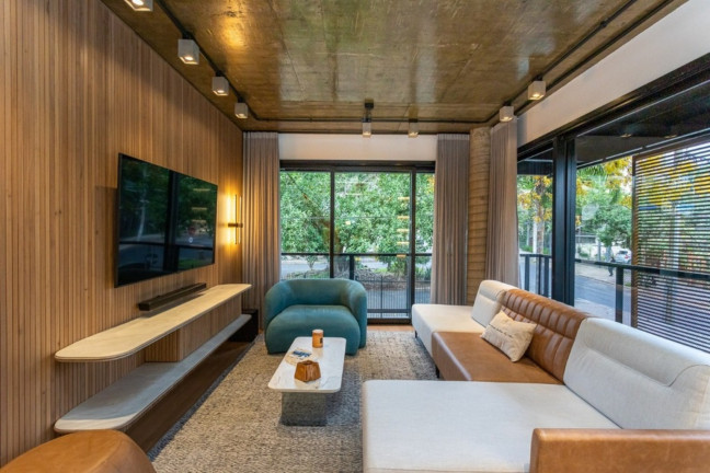Imagem Imóvel com 2 Quartos à Venda, 84 m² em Passo Da Areia - Porto Alegre Imagem Imóvel com 2 Quartos à Venda, 84 m² em Passo Da Areia - Porto Alegre