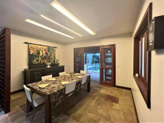 Imagem Casa com 3 Quartos à Venda ou Locação, 300 m² em Jardim Semiramis - Cotia