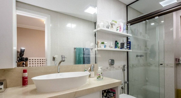 Imagem Apartamento com 3 Quartos à Venda,  em Centro - Balneário Camboriú
