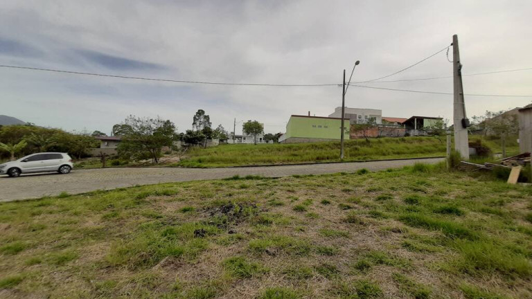 Imagem Terreno à Venda, em Areias Do Meio (bosque Da Colina) - Governador Celso Ramos Imagem Terreno à Venda, em Areias Do Meio (bosque Da Colina) - Governador Celso Ramos
