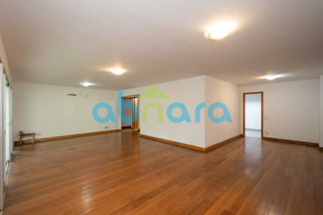 Imagem Apartamento com 4 Quartos à Venda, 250 m² em Leblon - Rio De Janeiro Imagem Apartamento com 4 Quartos à Venda, 250 m² em Leblon - Rio De Janeiro