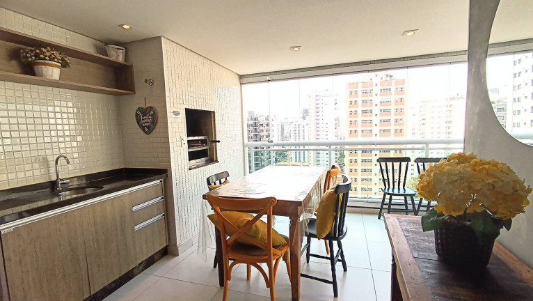 Imagem Apartamento com 3 Quartos à Venda, 110 m² em Pitangueiras - Guarujá