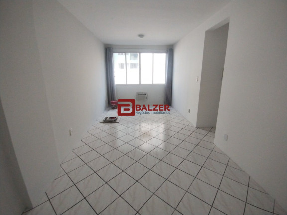 Imagem Apartamento com 2 Quartos à Venda, 88 m² em Centro - Florianópolis Imagem Apartamento com 2 Quartos à Venda, 88 m² em Centro - Florianópolis
