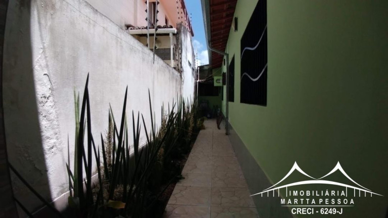 Imagem Casa com 3 Quartos à Venda, 250 m² em Emaus - Parnamirim