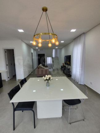 Imagem Casa com 3 Quartos à Venda, 270 m² em Suru - Santana De Parnaíba Imagem Casa com 3 Quartos à Venda, 270 m² em Suru - Santana De Parnaíba