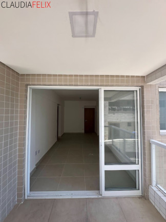 Imagem Imóvel com 2 Quartos à Venda, 60 m² em Canto Do Forte - Praia Grande Imagem Imóvel com 2 Quartos à Venda, 60 m² em Canto Do Forte - Praia Grande