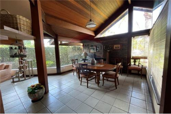 Imagem Casa com 4 Quartos à Venda, 456 m² em Barra Da Tijuca - Rio De Janeiro Imagem Casa com 4 Quartos à Venda, 456 m² em Barra Da Tijuca - Rio De Janeiro