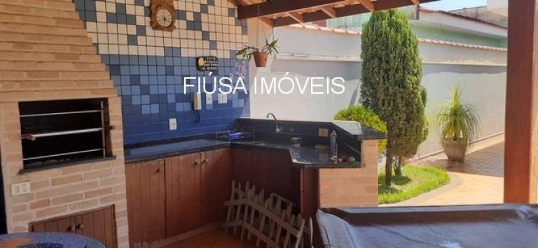Casa com 3 Quartos à Venda,  em Jardim Maria Goretti - Ribeirão Preto