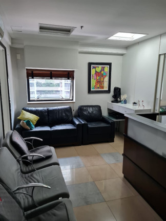 Sala Comercial à Venda, 29 m² em Higienópolis - São Paulo