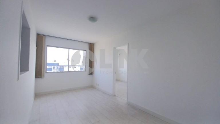 Imagem Apartamento com 1 Quarto à Venda, 42 m² em Santana - Porto Alegre Imagem Apartamento com 1 Quarto à Venda, 42 m² em Santana - Porto Alegre