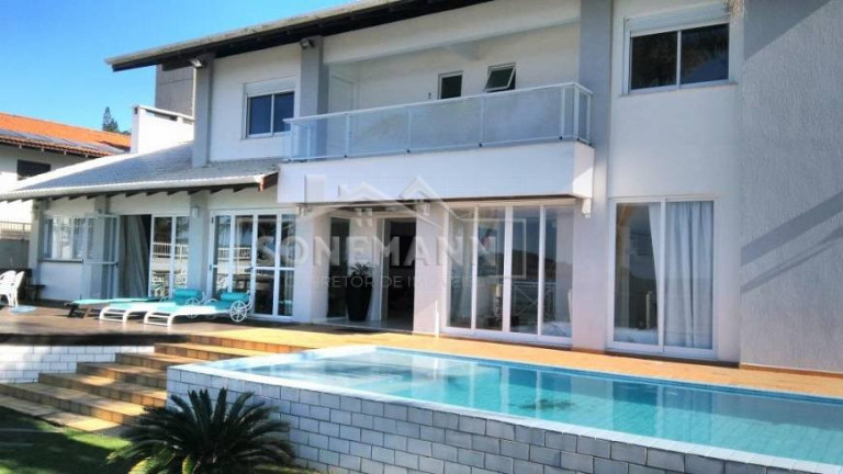 Imagem Casa com 6 Quartos à Venda, 805 m² em Centro - Bombinhas
