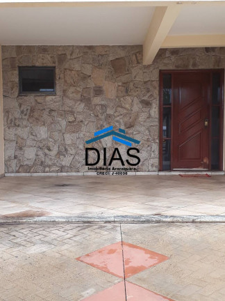 Imagem Casa com 3 Quartos à Venda, 210 m² em Jardim Botânico - Araraquara Imagem Casa com 3 Quartos à Venda, 210 m² em Jardim Botânico - Araraquara