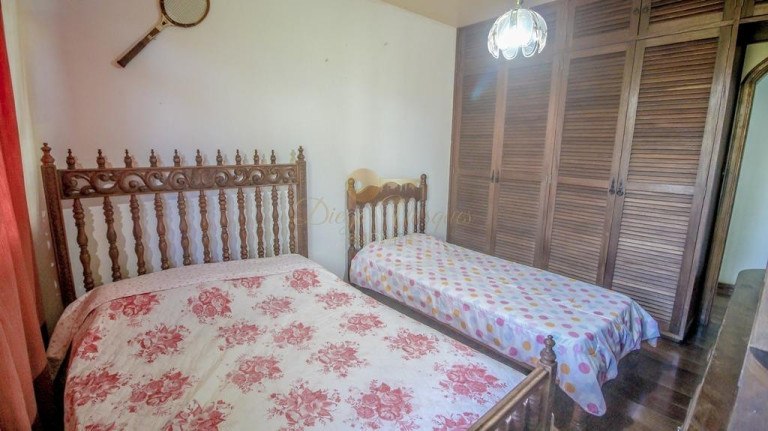 Imagem Casa com 4 Quartos à Venda, 228 m² em Quinta Da Barra - Teresópolis Imagem Casa com 4 Quartos à Venda, 228 m² em Quinta Da Barra - Teresópolis