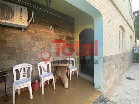 Casa com 3 Quartos à Venda,  em Centro - Coronel Fabriciano