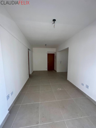 Imagem Imóvel com 2 Quartos à Venda, 60 m² em Canto Do Forte - Praia Grande Imagem Imóvel com 2 Quartos à Venda, 60 m² em Canto Do Forte - Praia Grande