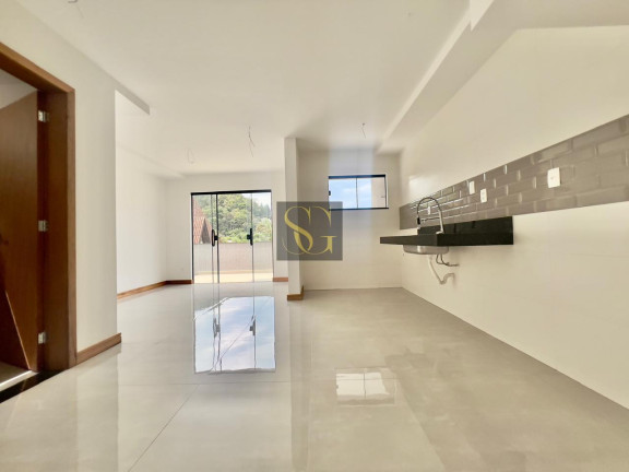Imagem Casa de Condomínio com 3 Quartos à Venda, 104 m² em Alto - Teresópolis