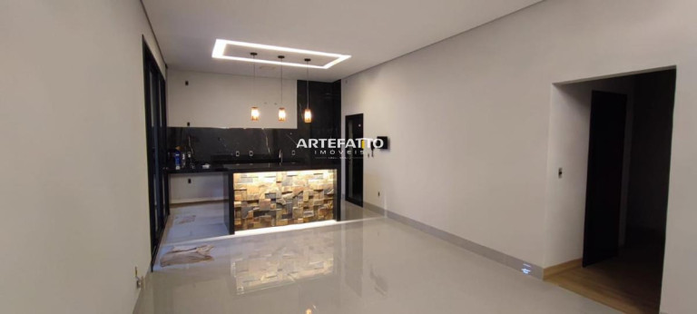 Imagem Casa com 3 Quartos à Venda, 180 m² Imagem Casa com 3 Quartos à Venda, 180 m²