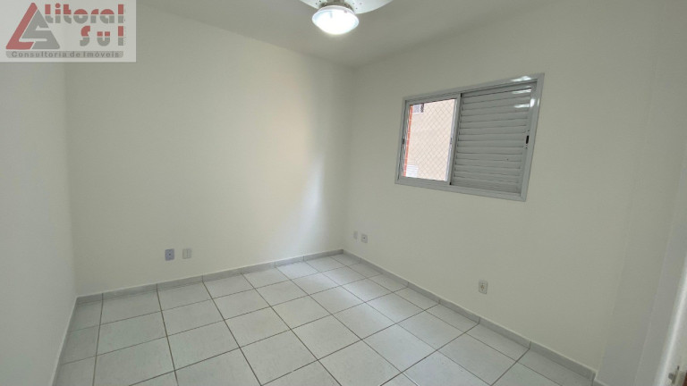 Imagem Apartamento com 2 Quartos à Venda, 76 m² em Guilhermina - Praia Grande