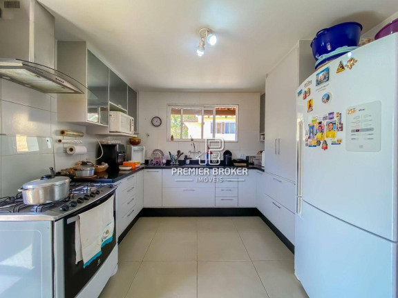Imagem Casa com 4 Quartos à Venda, 122 m² em Araras - Teresópolis Imagem Casa com 4 Quartos à Venda, 122 m² em Araras - Teresópolis