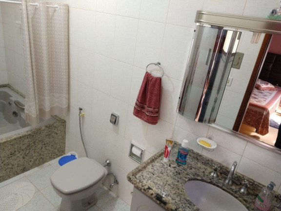Imagem Casa com 3 Quartos à Venda, 260 m² em Bauru Imagem Casa com 3 Quartos à Venda, 260 m² em Bauru