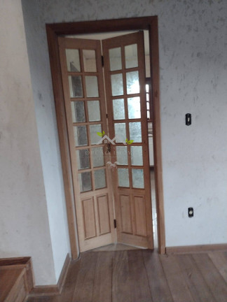 Imagem Casa com 4 Quartos à Venda, em Vila Lolly - Campos Do Jordão Imagem Casa com 4 Quartos à Venda, em Vila Lolly - Campos Do Jordão
