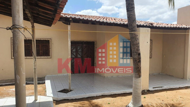 Imagem Casa com 3 Quartos à Venda, 450 m² em Presidente Costa E Silva - Mossoró Imagem Casa com 3 Quartos à Venda, 450 m² em Presidente Costa E Silva - Mossoró
