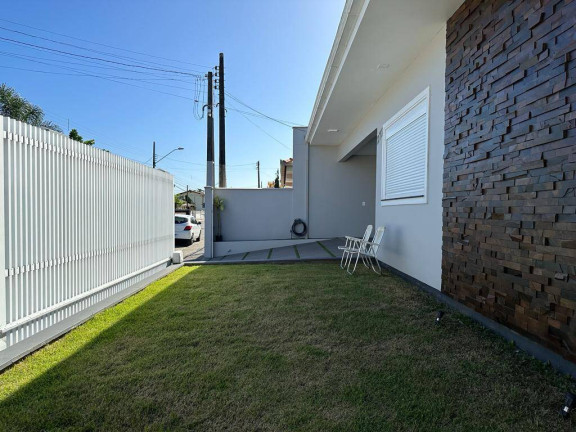 Imagem Casa com 3 Quartos à Venda, 200 m² em Centro - Balneário Barra Do Sul Imagem Casa com 3 Quartos à Venda, 200 m² em Centro - Balneário Barra Do Sul