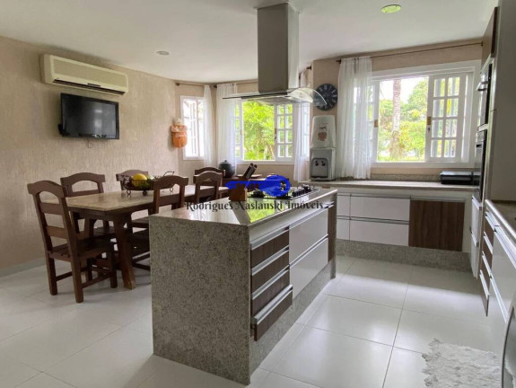 Imagem Casa com 6 Quartos à Venda, 405 m² em Barra Da Tijuca - Rio De Janeiro Imagem Casa com 6 Quartos à Venda, 405 m² em Barra Da Tijuca - Rio De Janeiro