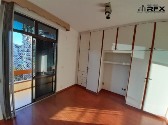Imagem Apartamento com 3 Quartos à Venda, 130 m² em Icaraí - Niterói