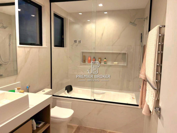 Imagem Casa com 5 Quartos à Venda, 497 m² em Comary - Teresópolis