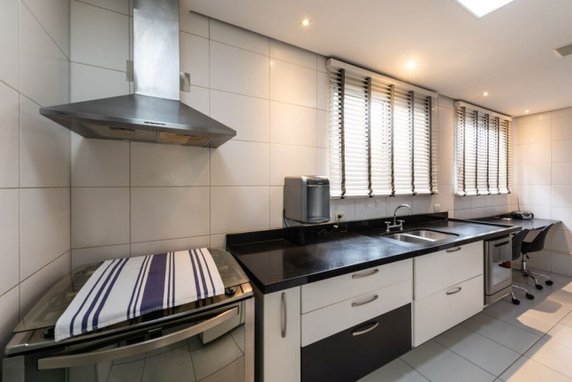 Imagem Apartamento com 3 Quartos à Venda, 162 m² em Itaim Bibi - São Paulo Imagem Apartamento com 3 Quartos à Venda, 162 m² em Itaim Bibi - São Paulo