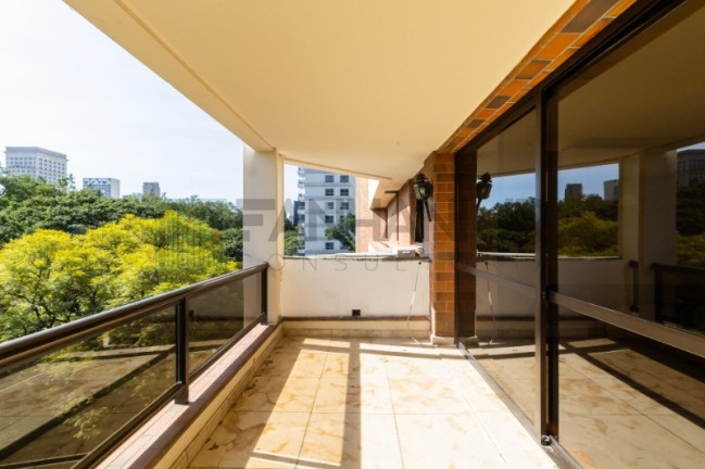 Imagem Imóvel com 4 Quartos à Venda, 250 m² em Jardim Europa - São Paulo