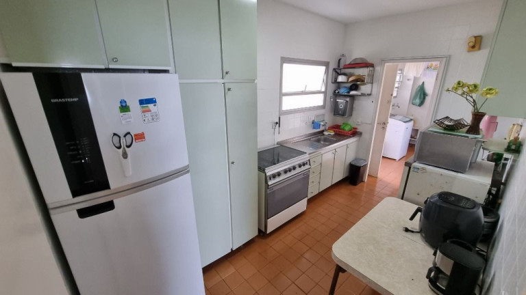 Imagem Apartamento com 3 Quartos à Venda, 140 m² em Pitangueiras - Guarujá Imagem Apartamento com 3 Quartos à Venda, 140 m² em Pitangueiras - Guarujá